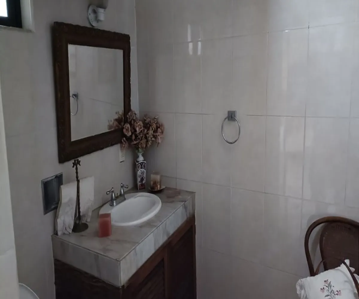 Casa En Venta,Chapalita,Avenida Chapalita 1327, Guadalajara, Jalisco 44500, 4 Habitaciones,5 Baños,Avenida Chapalita,2,pwKnDSe