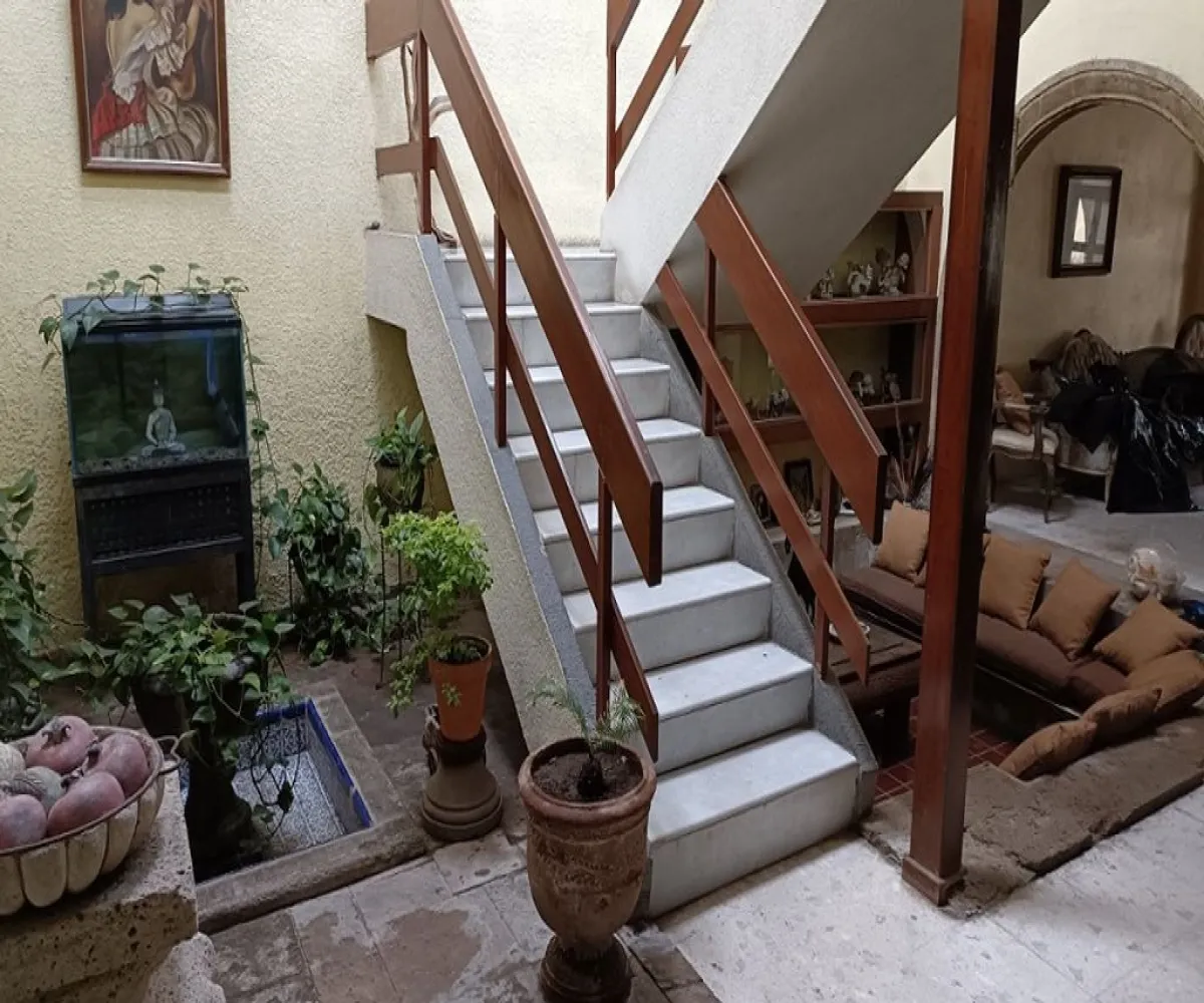 Casa En Venta,Chapalita,Avenida Chapalita 1327, Guadalajara, Jalisco 44500, 4 Habitaciones,5 Baños,Avenida Chapalita,2,pwKnDSe