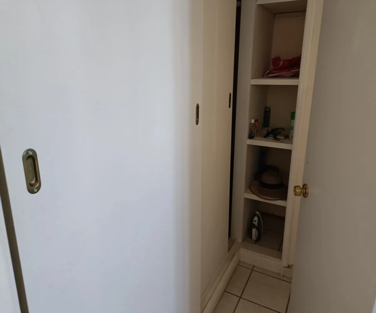 Casa En Venta,Lomas de Santa Anita,Paseos del Sol 63, Tlajomulco de Zúñiga, Jalisco 45642, 6 Habitaciones,5 Baños,Paseos del Sol,2,pPeeVSu Casa En Venta,Lomas de Santa Anita,Paseos del Sol 63, Tlajomulco de Zúñiga, Jalisco 45642, 6 Habitaciones,5 Baños,Paseos del Sol,2,pPeeVSu