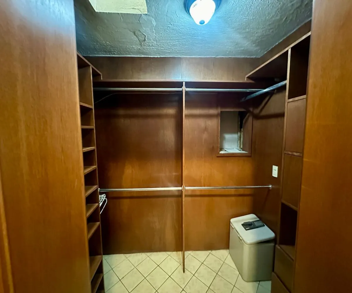 Casa En Venta,Ciudad de los Niños,Parque Juan Diego 4286, Zapopan, Jalisco 45040, 4 Habitaciones,5 Baños,Parque Juan Diego ,2,pHYdRdx