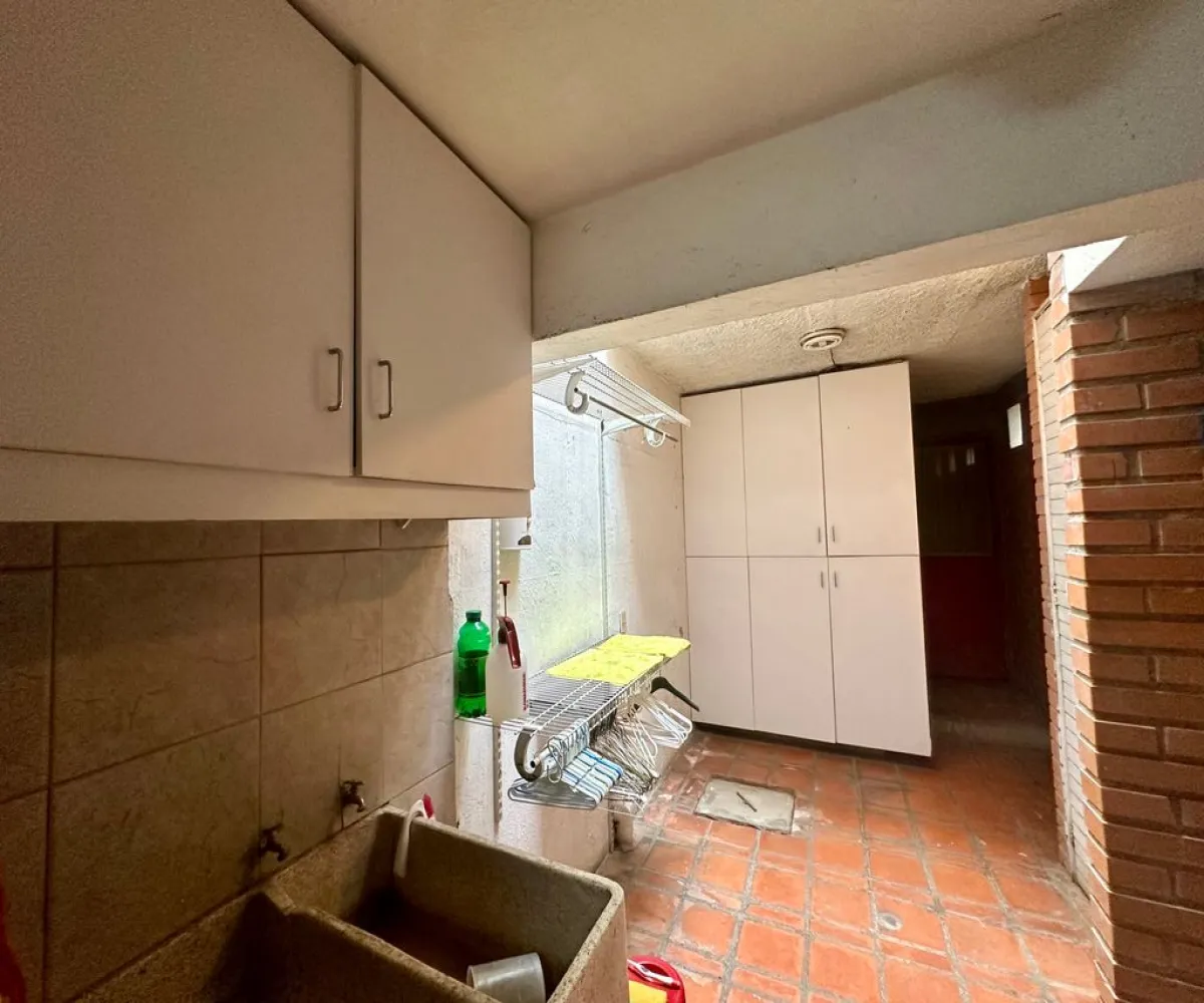 Casa En Venta,Ciudad de los Niños,Parque Juan Diego 4286, Zapopan, Jalisco 45040, 4 Habitaciones,5 Baños,Parque Juan Diego ,2,pHYdRdx