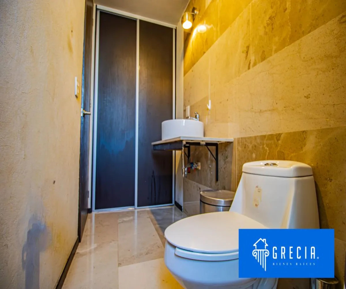 Casa En Venta,Jardines de Santa Anita,CAMINO SAN ISIDRO 1540, Tlajomulco de Zúñiga, Jalisco 45646, 2 Habitaciones,2 Baños,CAMINO SAN ISIDRO,2,p8Wk3ME