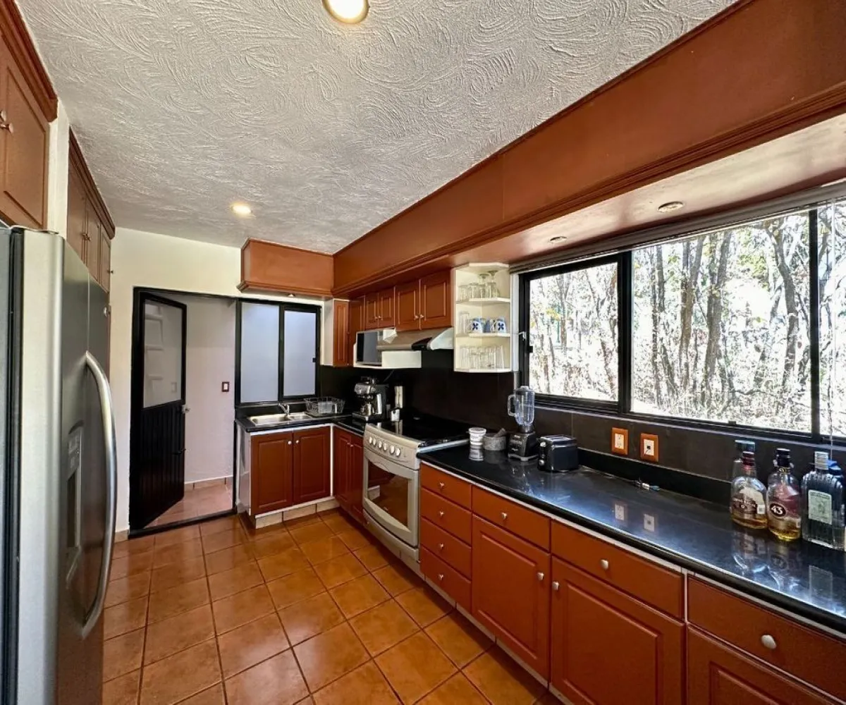 Casa En Venta,Cielo Contry Club,Paseo de la frescura 161, Tlajomulco de Zúñiga, Jalisco 45643, 3 Habitaciones,3 Baños,Paseo de la frescura ,2,p81B7ME Casa En Venta,Cielo Contry Club,Paseo de la frescura 161, Tlajomulco de Zúñiga, Jalisco 45643, 3 Habitaciones,3 Baños,Paseo de la frescura ,2,p81B7ME