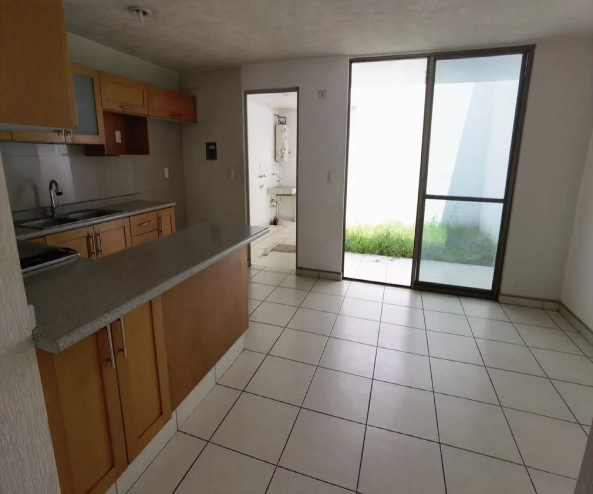 Casa En Venta,Valle del Sur,Valle del olmo 63 63, San Pedro Tlaquepaque, Jalisco 45601, 3 Habitaciones,2 Baños,Valle del olmo,2,pVPn3Kg