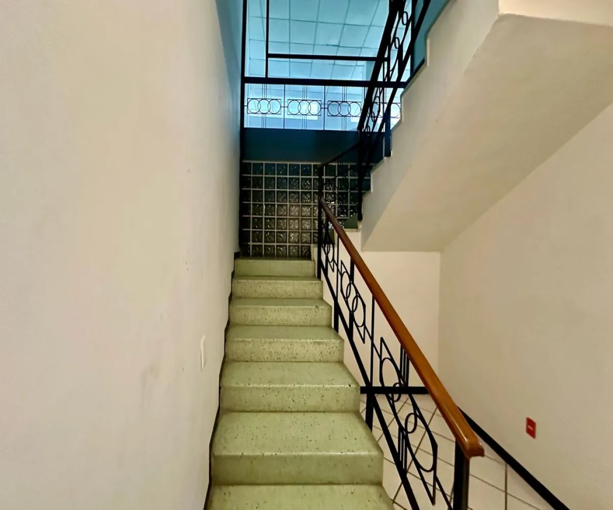 Oficina En Renta,Chapalita,San Rafael 601, Guadalajara, Jalisco 44500,2 Baños,San Rafael ,1,peBz4BA