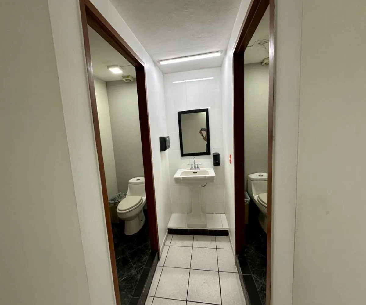 Oficina En Renta,Chapalita,San Rafael 601, Guadalajara, Jalisco 44500,2 Baños,San Rafael ,1,peBz4BA