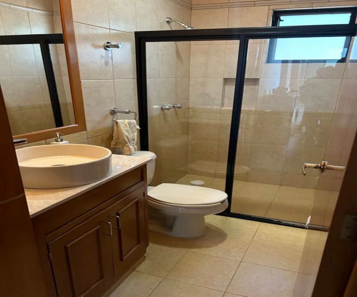 Casa En Venta,Bosques de San Isidro (Las Cañadas),Paseo de los Lagos 9, Zapopan, Jalisco 45133, 4 Habitaciones,3 Baños,Paseo de los Lagos ,2,pFsuAn9