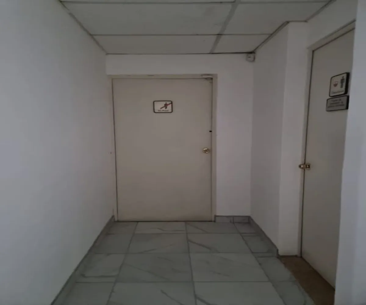 Oficina En Renta,Arcos Vallarta,Francisco de Quevedo 117 5A, Guadalajara, Jalisco 44130, 1 Cuarto,2 Baños,Francisco de Quevedo,5,p4Hagkw