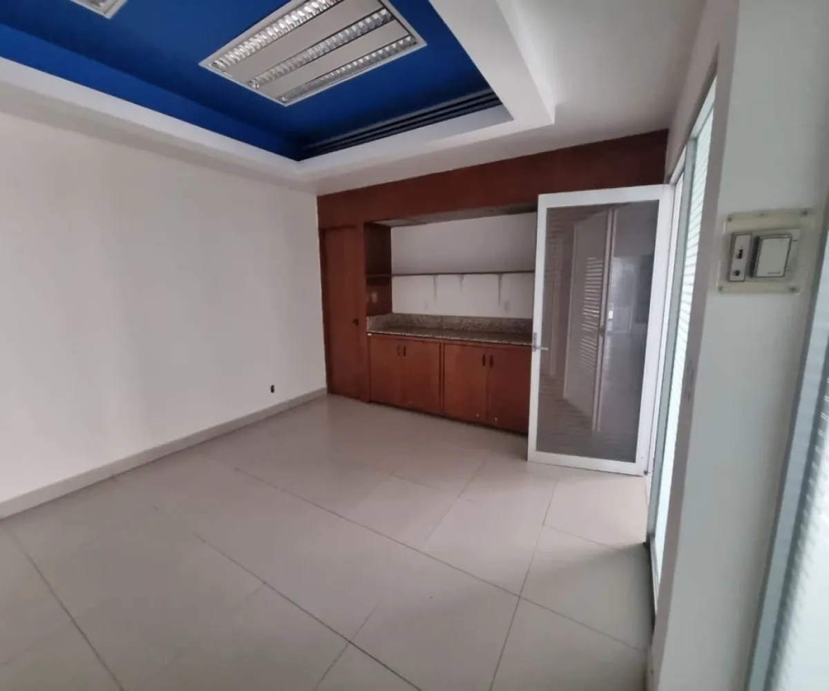 Oficina En Renta,Arcos Vallarta,Francisco de Quevedo 117 5A, Guadalajara, Jalisco 44130, 1 Cuarto,2 Baños,Francisco de Quevedo,5,p4Hagkw