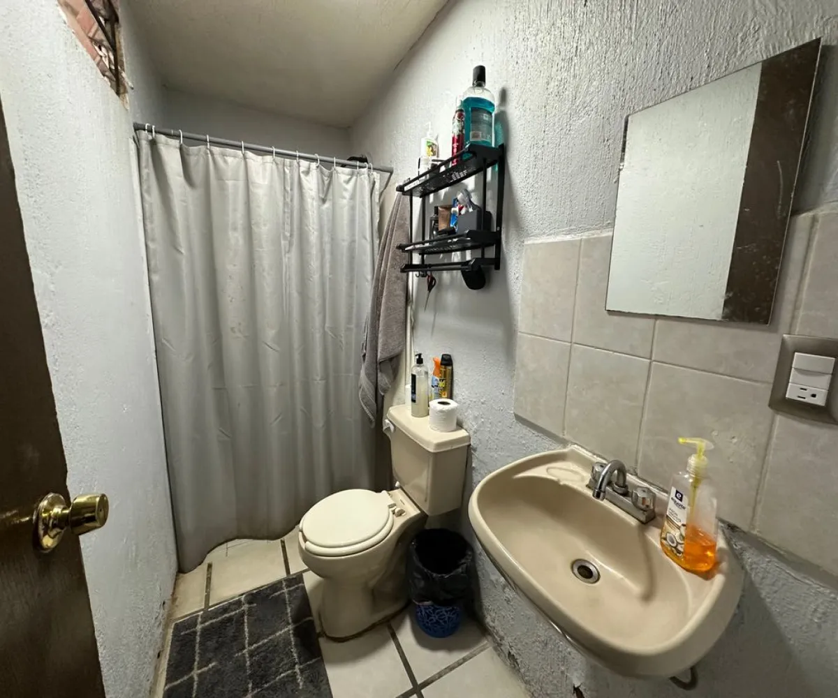 Casa En Venta,Villas La Loma,Avenida de Las Calandrias 2128, Zapopan, Jalisco 45134, 3 Habitaciones,2 Baños,Avenida de Las Calandrias ,1,p6za4D8