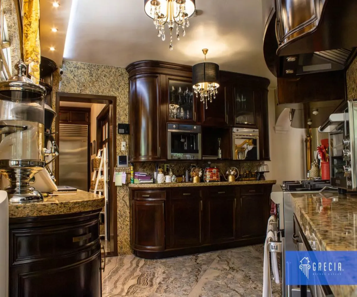 Casa En Venta,Bosques de San Isidro (Las Cañadas),Bosques de la Alameda 2 470, Zapopan, Jalisco 45133, 5 Habitaciones,5 Baños,Bosques de la Alameda ,3,pdJrbyk