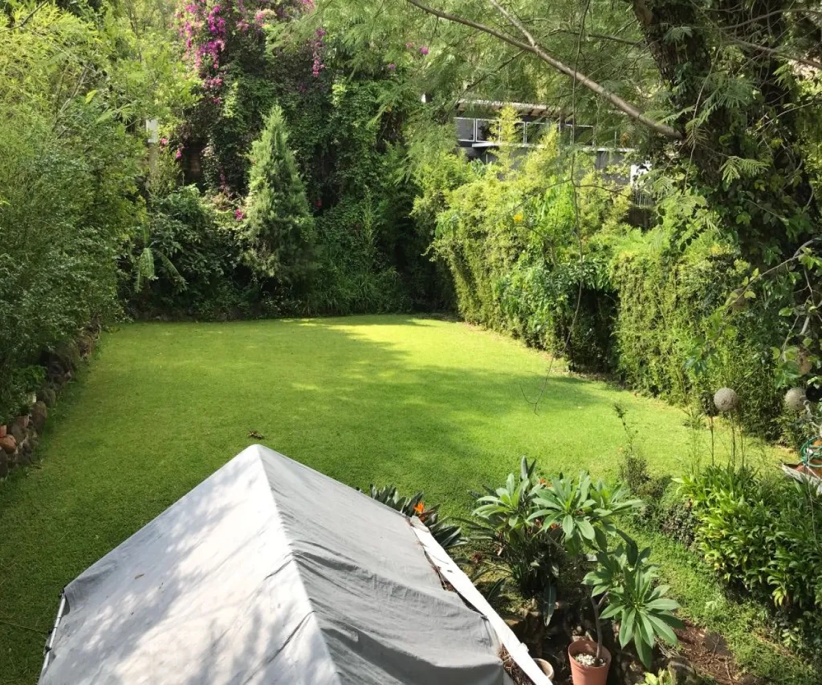 Casa En Venta,Bosques de San Isidro (Las Cañadas),Bosque de los colomos 21, Zapopan, Jalisco 45133, 2 Habitaciones,3 Baños,Bosque de los colomos ,2,pxeIsOt