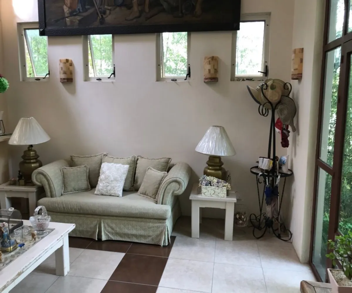 Casa En Venta,Bosques de San Isidro (Las Cañadas),Bosque de los colomos 21, Zapopan, Jalisco 45133, 2 Habitaciones,3 Baños,Bosque de los colomos ,2,pxeIsOt
