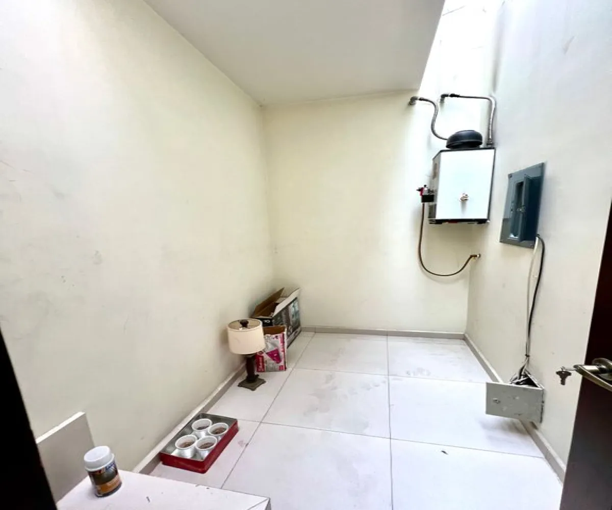 Casa En Venta,El Palomar,Paseo del Palomar 4, Tlajomulco de Zúñiga, Jalisco 45643, 6 Habitaciones,7 Baños,Paseo del Palomar,2,p97o7Wr