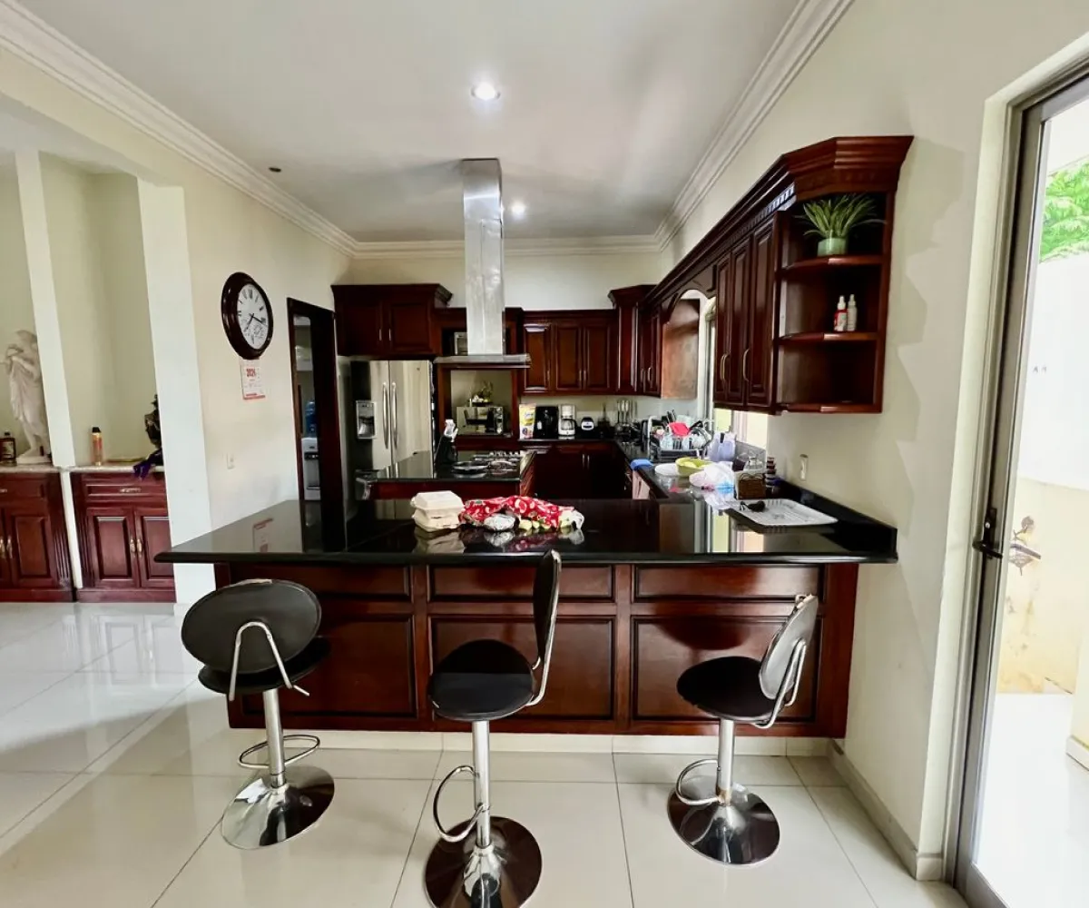 Casa En Venta,El Palomar,Paseo del Palomar 4, Tlajomulco de Zúñiga, Jalisco 45643, 6 Habitaciones,7 Baños,Paseo del Palomar,2,p97o7Wr