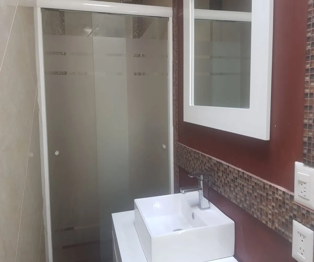 Casa En Venta,Jardines Del Country,Donceles 2018, Guadalajara, Jalisco 44210, 3 Habitaciones,4 Baños,Donceles,2,plpkUY8