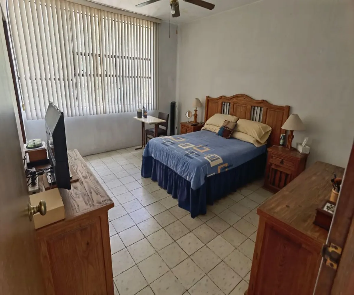 Casa En Venta,Vallarta Poniente,San Juan de los Lagos 20, Guadalajara, Jalisco 44110, 4 Habitaciones,2 Baños,San Juan de los Lagos ,2,pHzGlff