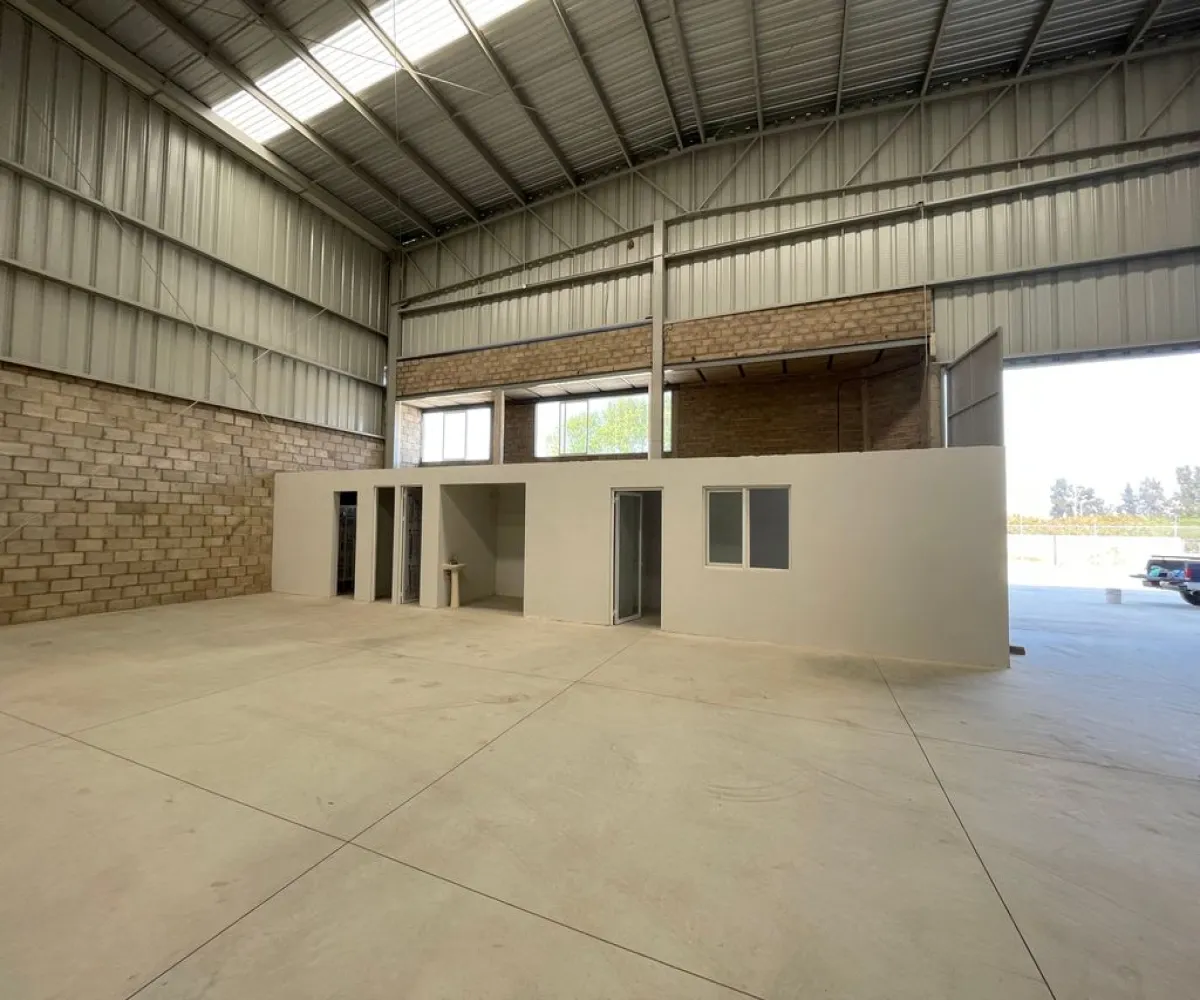 Bodega En Renta,San Sebastián El Grande,JESUS MICHEL GONZALEZ 77, Tlajomulco de Zúñiga, Jalisco 45650,2 Baños,JESUS MICHEL GONZALEZ,pge37Vq