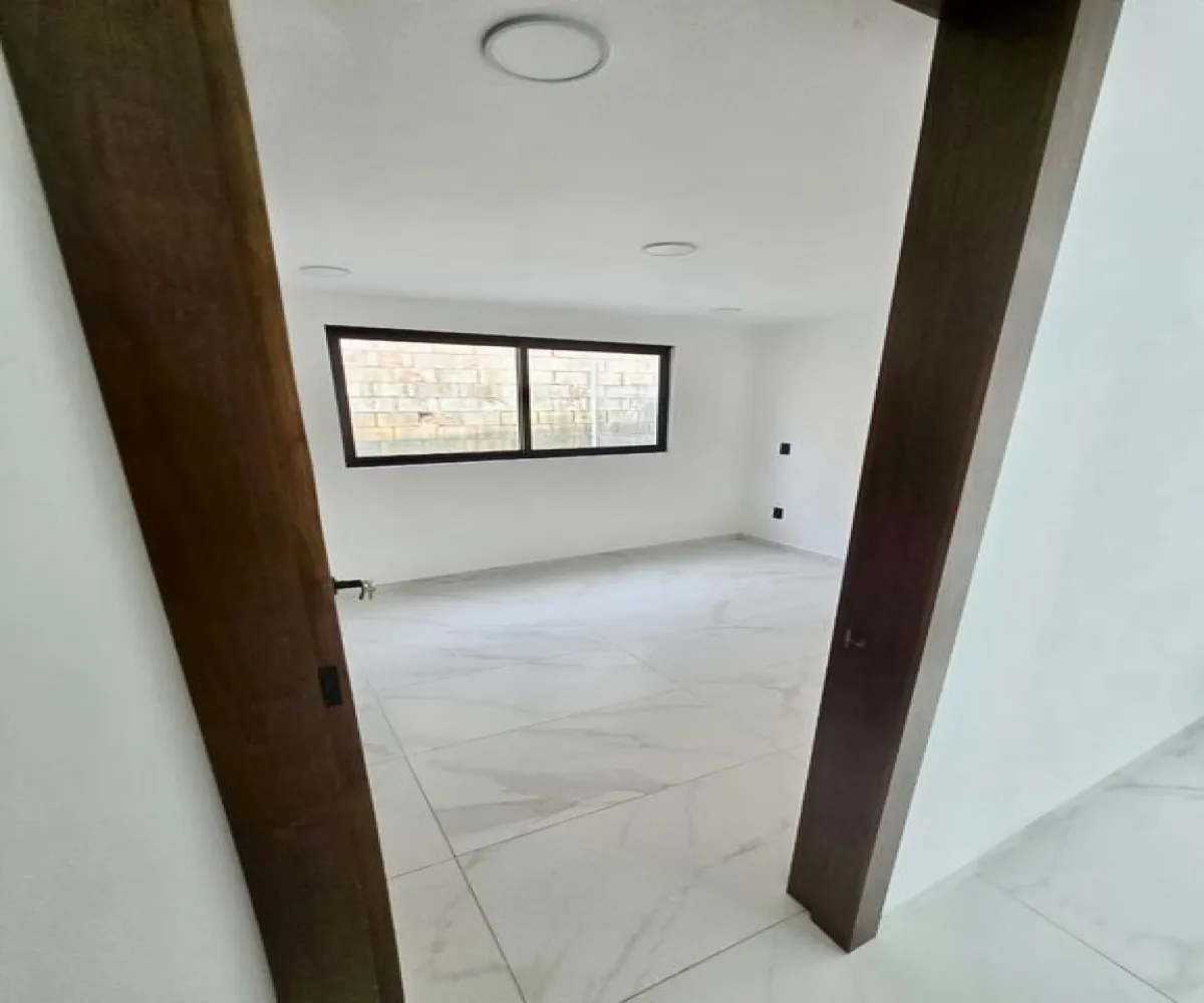 Casa En Venta,Nuevo Mexico, Condominio Sivec,Avenida D 575 18, Zapopan, Jalisco 45150, 4 Habitaciones,4 Baños,Avenida D,2,pjYDpb0