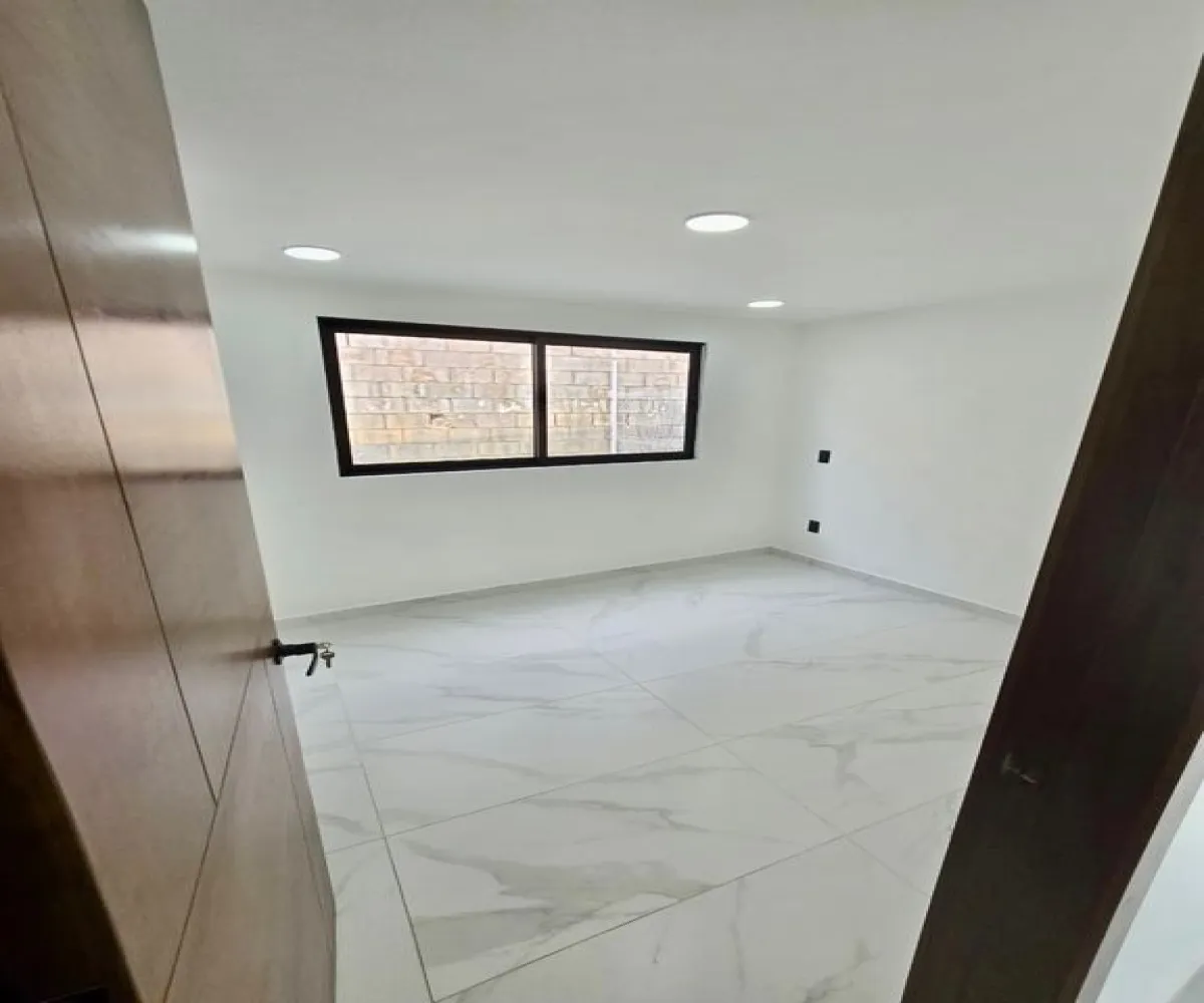 Casa En Venta,Nuevo Mexico, Condominio Sivec,Avenida D 575 18, Zapopan, Jalisco 45150, 4 Habitaciones,4 Baños,Avenida D,2,pjYDpb0