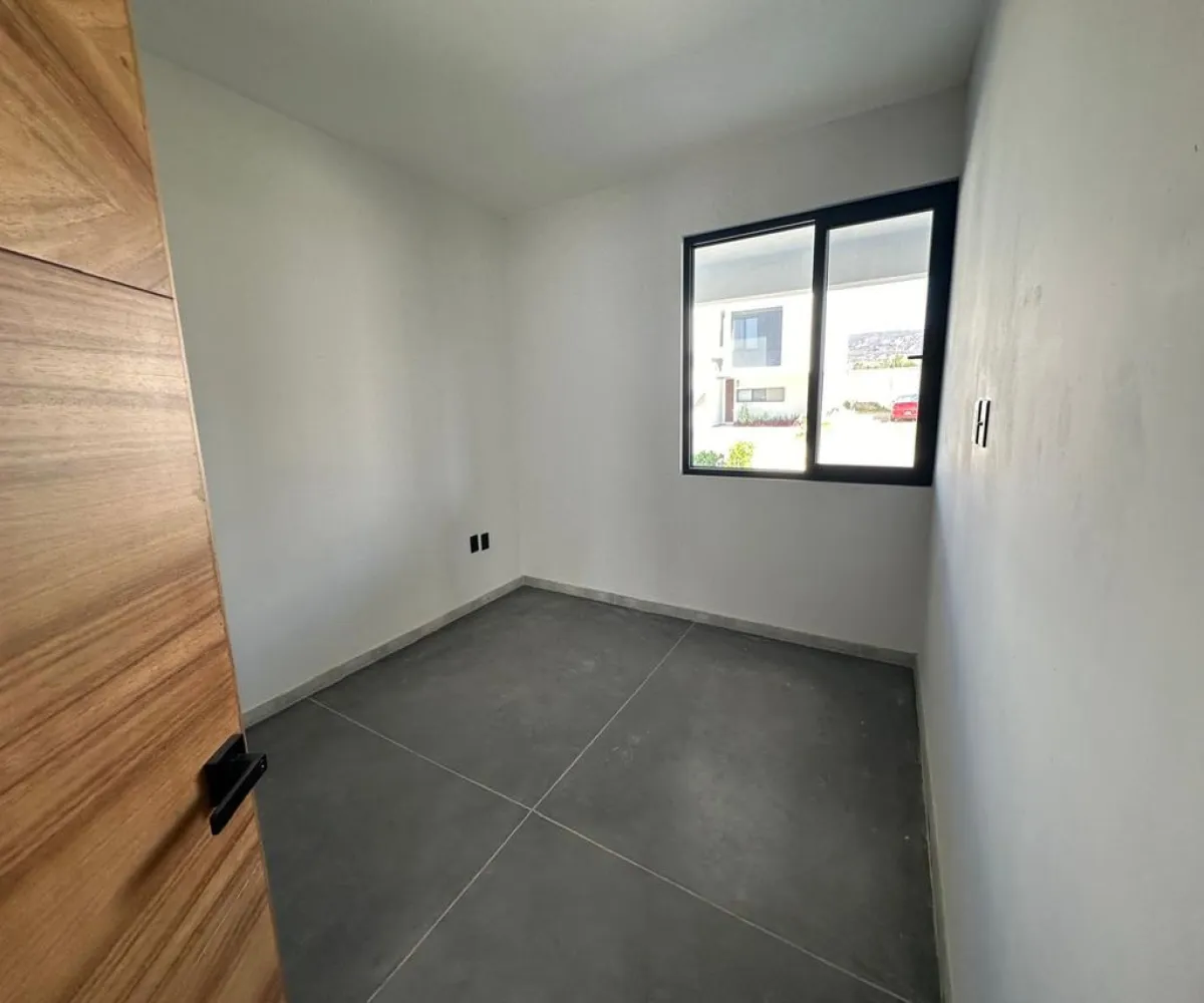 Casa En Venta,San Agustín,AVENIDA VUELO DE LAS GRULLAS 200, Tlajomulco de Zúñiga, Jalisco 45645, 4 Habitaciones,4 Baños,AVENIDA VUELO DE LAS GRULLAS ,3,pHr2FlP
