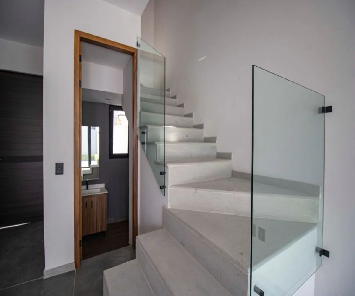 Casa En Venta,San Agustín,AVENIDA VUELO DE LAS GRULLAS 200, Tlajomulco de Zúñiga, Jalisco 45645, 4 Habitaciones,4 Baños,AVENIDA VUELO DE LAS GRULLAS ,3,pHr2FlP