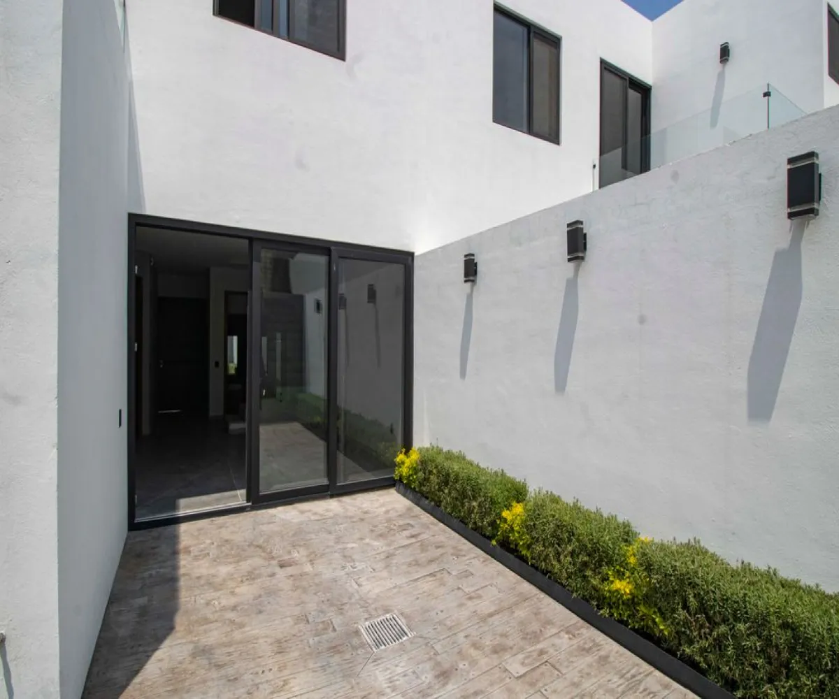 Casa En Venta,San Agustín,AVENIDA VUELO DE LAS GRULLAS 200, Tlajomulco de Zúñiga, Jalisco 45645, 4 Habitaciones,4 Baños,AVENIDA VUELO DE LAS GRULLAS ,3,pHr2FlP