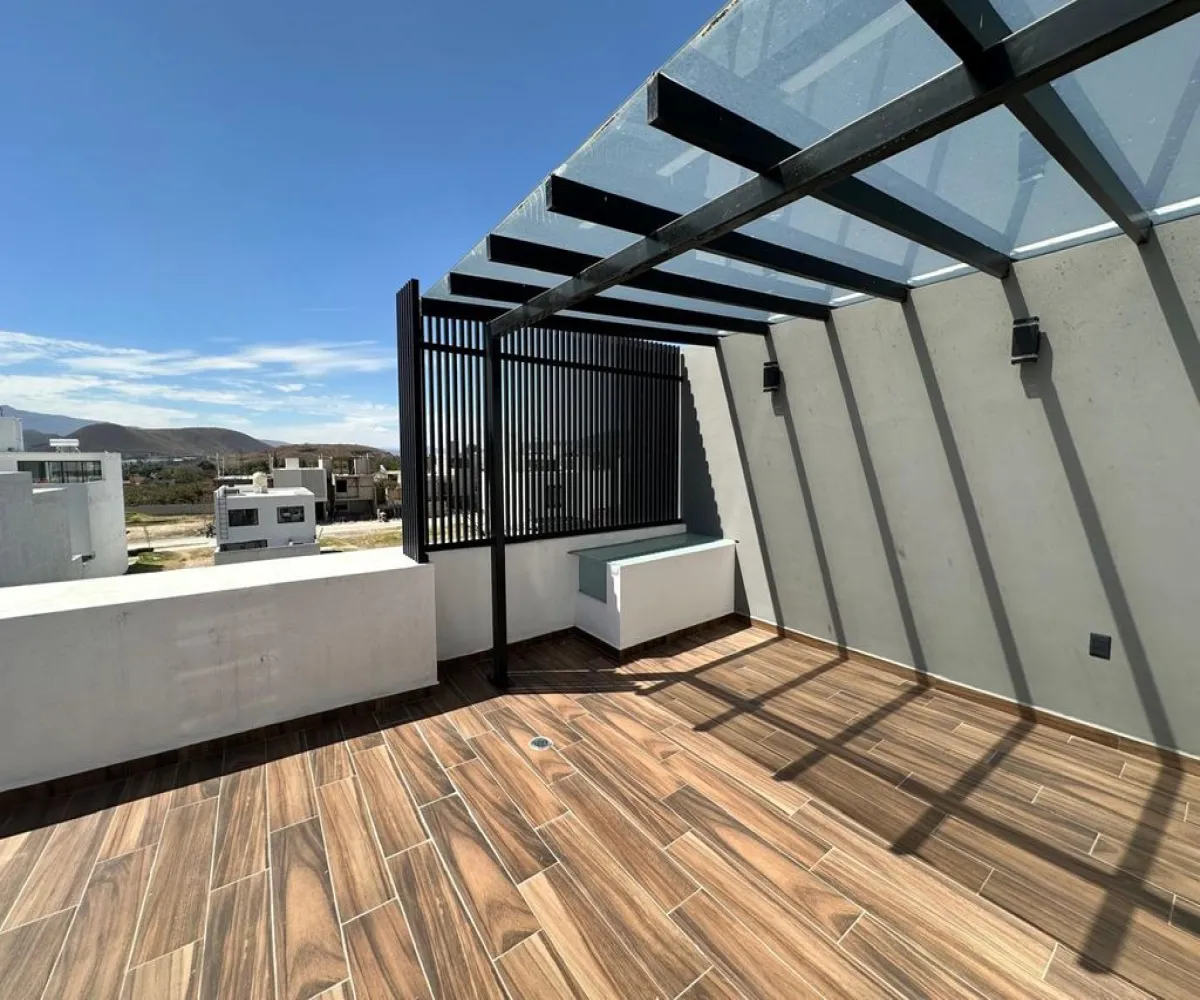 Casa En Venta,San Agustín,AVENIDA PARAJE DE LAS GRULLAS 200, Tlajomulco de Zúñiga, Jalisco 45645, 4 Habitaciones,4 Baños,AVENIDA PARAJE DE LAS GRULLAS,3,plPaJt2