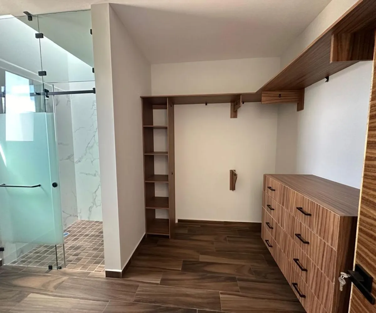 Casa En Venta,San Agustín,AVENIDA PARAJE DE LAS GRULLAS 200, Tlajomulco de Zúñiga, Jalisco 45645, 4 Habitaciones,4 Baños,AVENIDA PARAJE DE LAS GRULLAS,3,plPaJt2