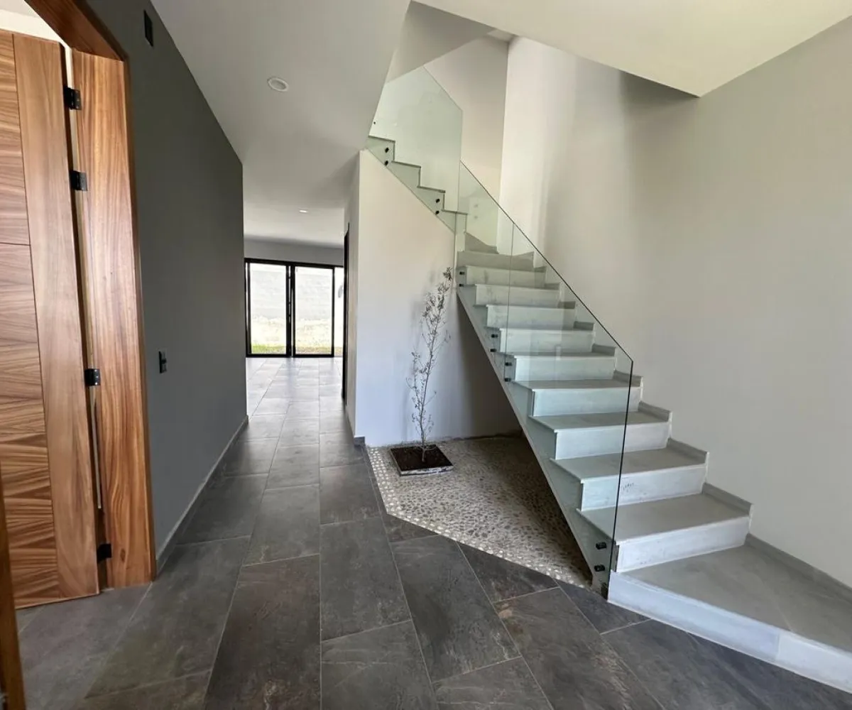 Casa En Venta,San Agustín,AVENIDA PARAJE DE LAS GRULLAS 200, Tlajomulco de Zúñiga, Jalisco 45645, 4 Habitaciones,4 Baños,AVENIDA PARAJE DE LAS GRULLAS,3,plPaJt2