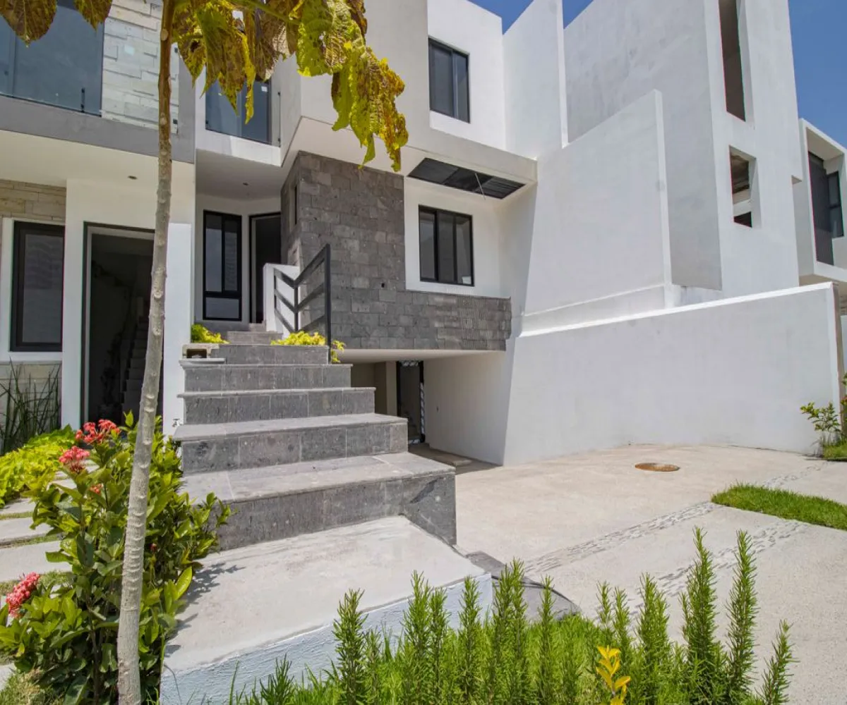 Casa En Venta,San Agustín,Avenida Paraje de las Grullas 200, Tlajomulco de Zúñiga, Jalisco 45645, 4 Habitaciones,4 Baños,Avenida Paraje de las Grullas,3,pa7onyj Casa En Venta,San Agustín,Avenida Paraje de las Grullas 200, Tlajomulco de Zúñiga, Jalisco 45645, 4 Habitaciones,4 Baños,Avenida Paraje de las Grullas,3,pa7onyj