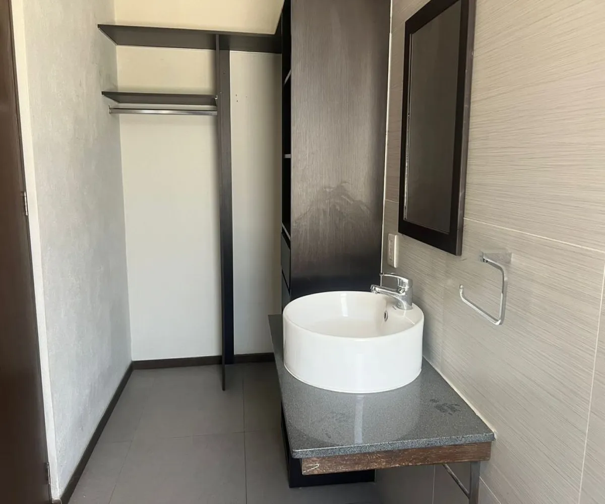 Casa En Venta,Bosques del Centinela,Av Rio Blanco 1360, Zapopan, Jalisco 45187, 3 Habitaciones,3 Baños,Av Rio Blanco ,2,pyAL9TV