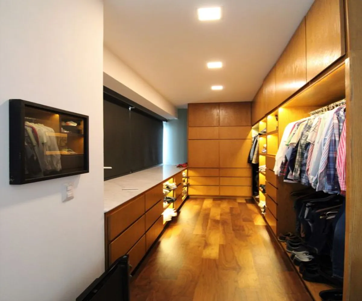 Departamento En Venta,Arcos Vallarta,MIGUEL LERDO DE TEJADA 287, Guadalajara, Jalisco 44130, 1 Cuarto,2 Baños,MIGUEL LERDO DE TEJADA,5,pcNKNA8