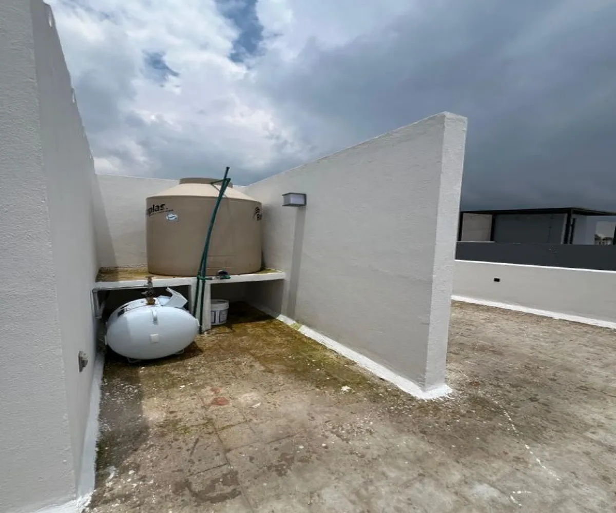 Casa En Venta,Zapopan,P° Solares S/N, Zapopan, Jalisco 45134, 3 Habitaciones,4 Baños,P° Solares ,2,pq27n6u