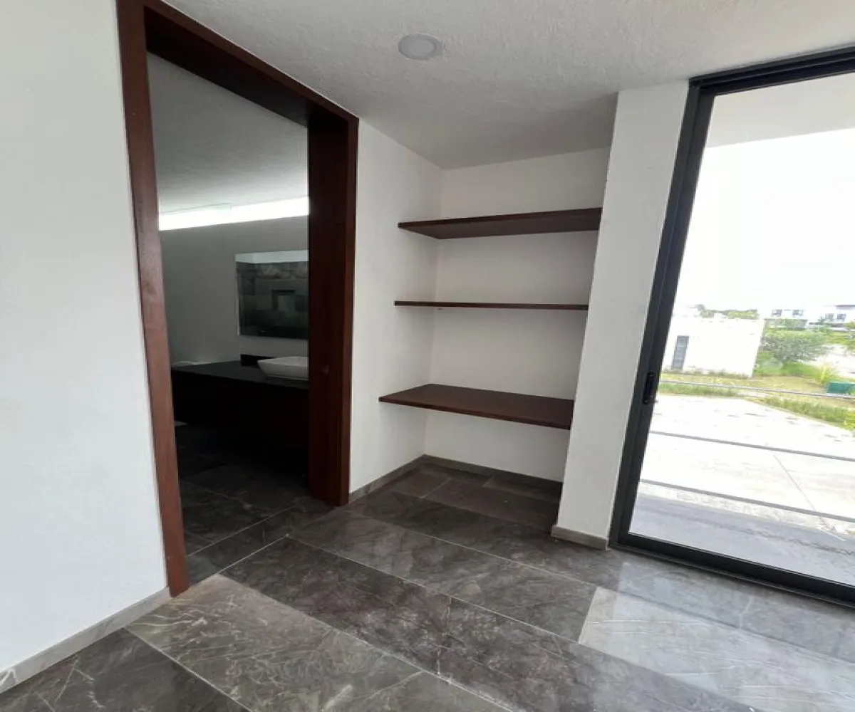 Casa En Venta,Zapopan,P° Solares S/N, Zapopan, Jalisco 45134, 3 Habitaciones,4 Baños,P° Solares ,2,pq27n6u
