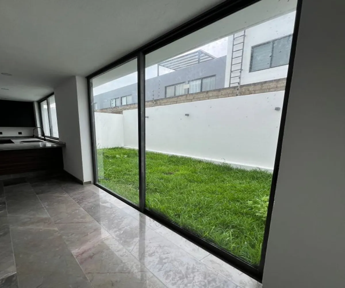 Casa En Venta,Zapopan,P° Solares S/N, Zapopan, Jalisco 45134, 3 Habitaciones,4 Baños,P° Solares ,2,pq27n6u