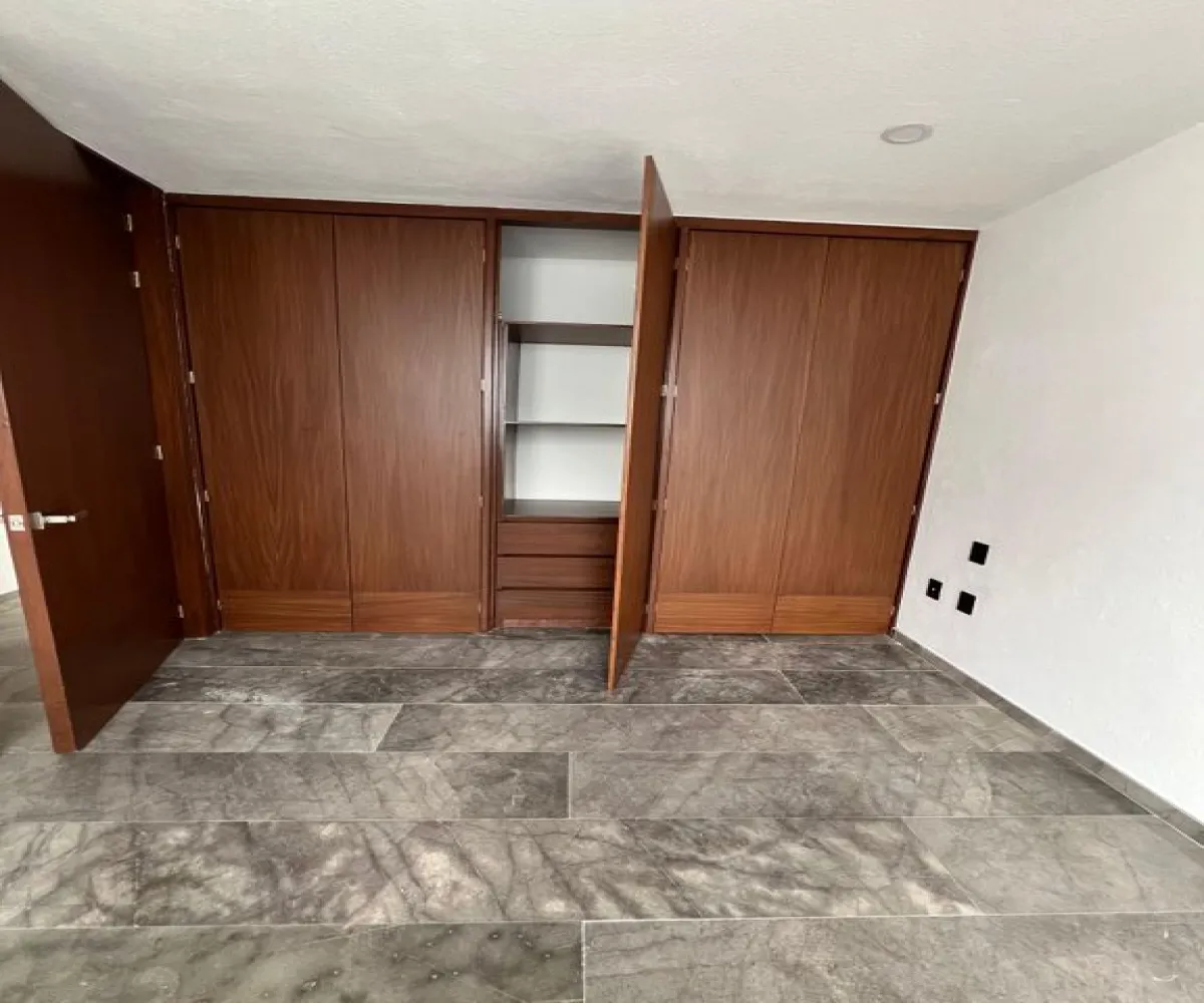 Casa En Venta,Zapopan,P° Solares S/N, Zapopan, Jalisco 45134, 3 Habitaciones,4 Baños,P° Solares ,2,pq27n6u