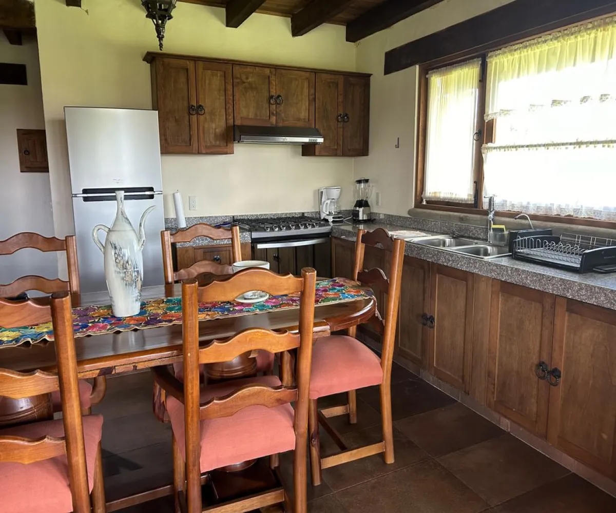 Casa En Venta,Tapalpa,Pinares Paseo del Mirador 99 B, Tapalpa, Jalisco 49340, 3 Habitaciones,4 Baños,Pinares Paseo del Mirador,2,pc50co4