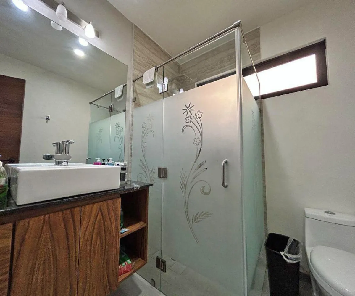 Casa En Venta,Juan Manuel Vallarta,Leo 4137, Zapopan, Jalisco 45120, 4 Habitaciones,5 Baños,Leo,2,pZbeylr