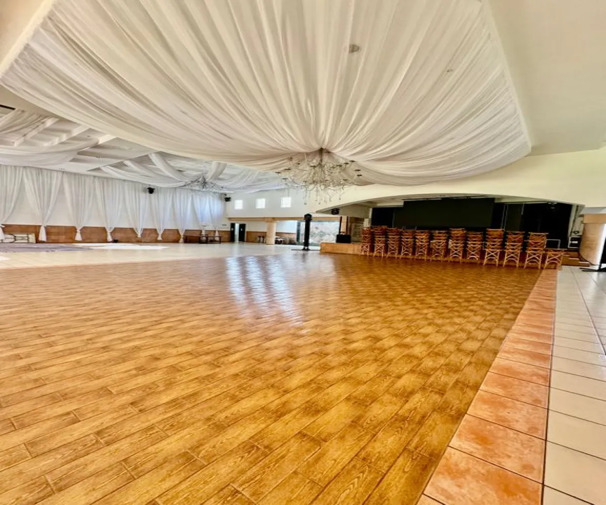 En Venta,La Palmira,Calle Agua Marina 2770, Zapopan, Jalisco 45234,4 Baños,Calle Agua Marina,2,pd4nzJQ