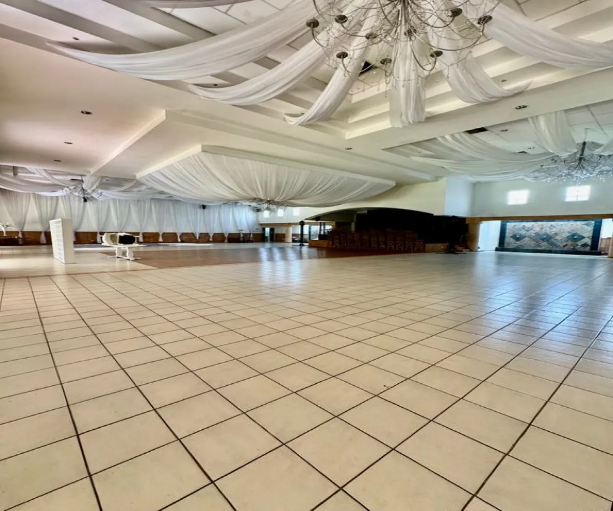 En Venta,La Palmira,Calle Agua Marina 2770, Zapopan, Jalisco 45234,4 Baños,Calle Agua Marina,2,pd4nzJQ