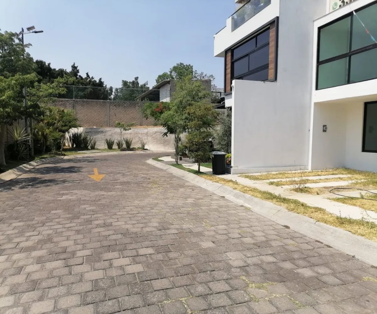 Casa En Venta,Los Almendros,Avenida Río Blanco 1900, Zapopan, Jalisco 45135, 4 Habitaciones,3 Baños,Avenida Río Blanco ,3,pUZkBlx