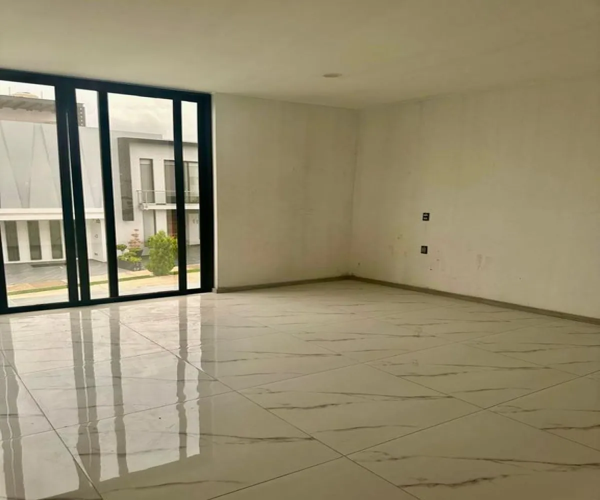 Casa En Venta,Zapopan,Avenida de la Mancha 293, Zapopan, Jalisco 45134, 4 Habitaciones,5 Baños,Avenida de la Mancha,1,pFrvbmi