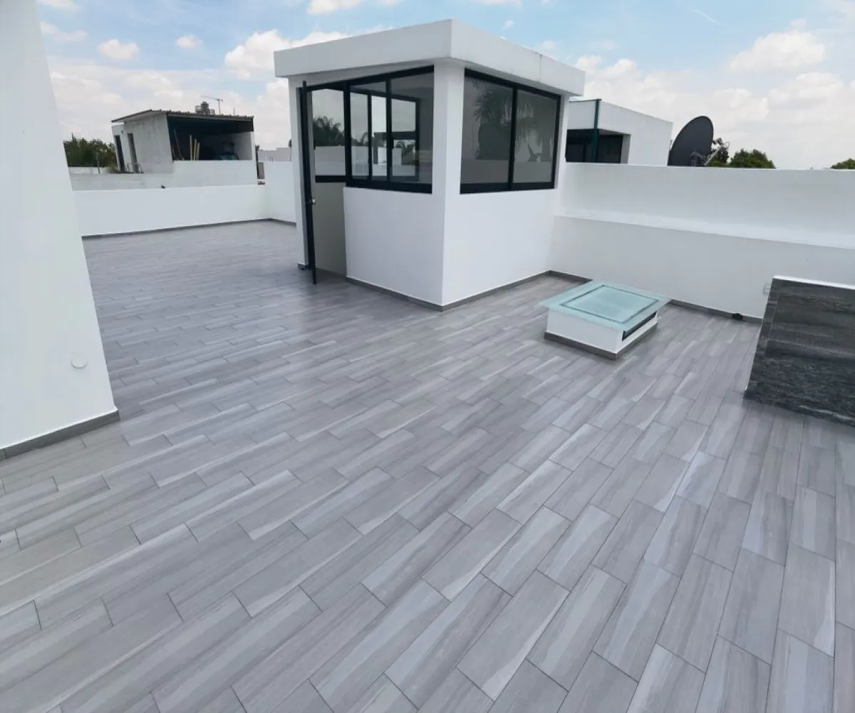 Casa En Venta,Del Pilar Residencial,Aranjuez 62 S/N, Tlajomulco de Zúñiga, Jalisco 45645, 4 Habitaciones,4 Baños,Aranjuez 62,3,ptqXGRa