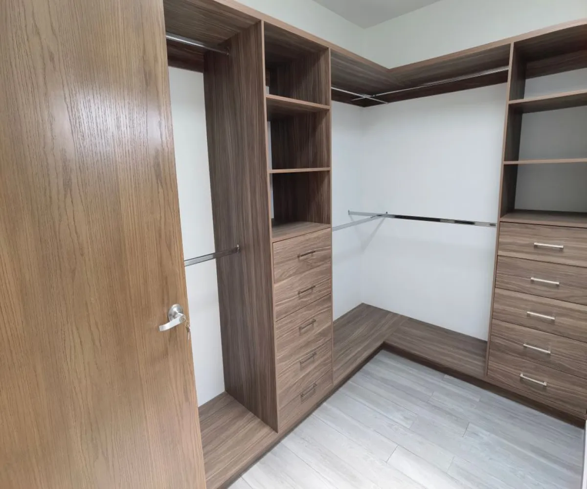 Casa En Venta,Del Pilar Residencial,Aranjuez 62 S/N, Tlajomulco de Zúñiga, Jalisco 45645, 4 Habitaciones,4 Baños,Aranjuez 62,3,ptqXGRa