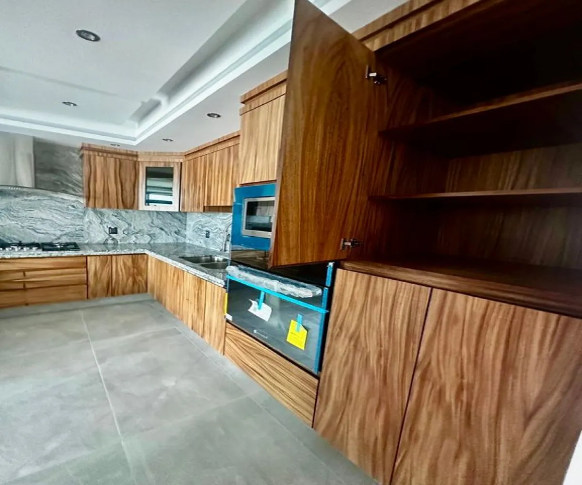 Casa En Venta,Zapopan,Avenida la Cima 932, Zapopan, Jalisco 45134, 3 Habitaciones,3 Baños,Avenida la Cima,2,p7CcHk9