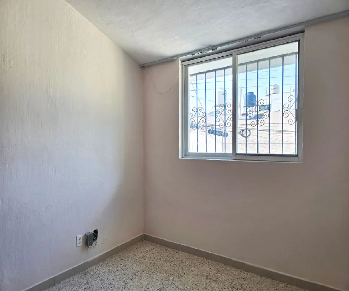 Casa En Venta,Res Chapalita Inn,avenida Guadalupe 6601, Zapopan, Jalisco 45010, 3 Habitaciones,1 Baño,avenida Guadalupe,2,p4DLhGj