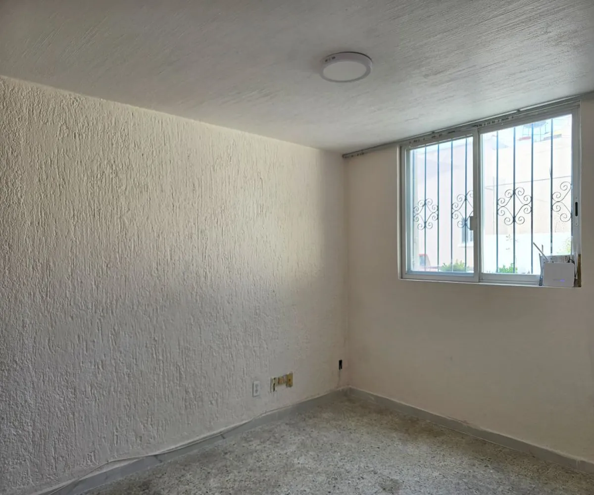 Casa En Venta,Res Chapalita Inn,avenida Guadalupe 6601, Zapopan, Jalisco 45010, 3 Habitaciones,1 Baño,avenida Guadalupe,2,p4DLhGj