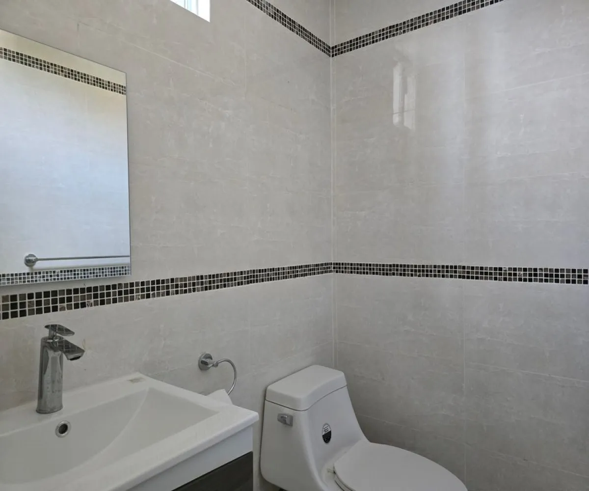 Casa En Venta,Res Chapalita Inn,avenida Guadalupe 6601, Zapopan, Jalisco 45010, 3 Habitaciones,1 Baño,avenida Guadalupe,2,p4DLhGj