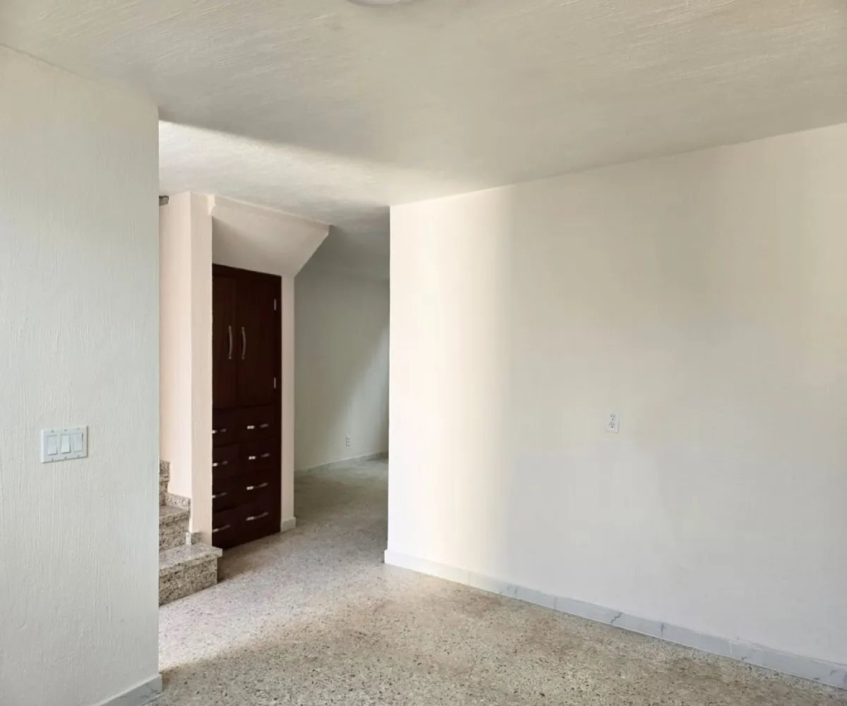 Casa En Venta,Res Chapalita Inn,avenida Guadalupe 6601, Zapopan, Jalisco 45010, 3 Habitaciones,1 Baño,avenida Guadalupe,2,p4DLhGj